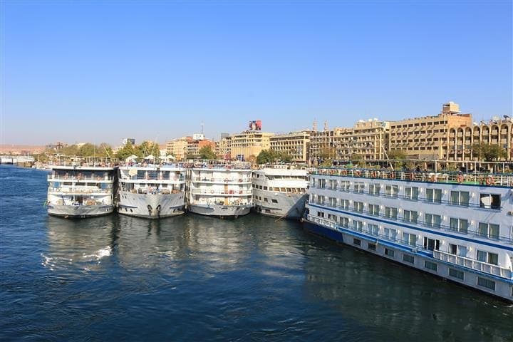 5-Day Nile Cruise from Cairo: Luxor to Aswan Temples & Tombs photo 2