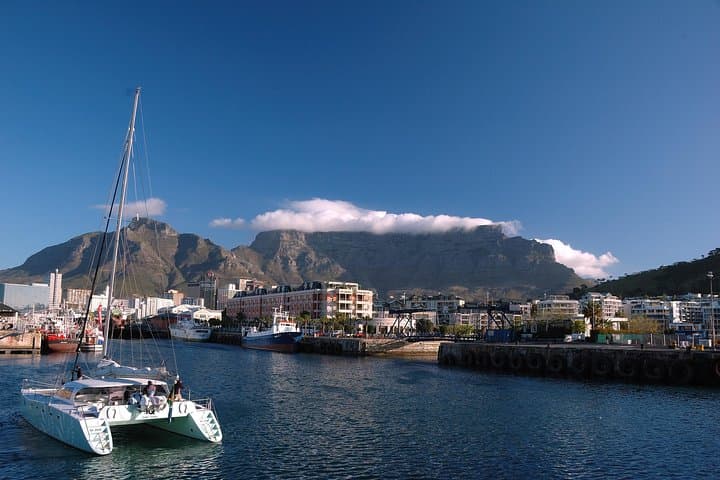 Cape Town Full-Day City Highlights: Table Mountain, Bo-Kaap & Atlantic Drive photo 5
