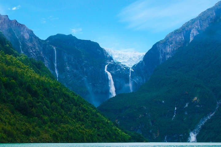 5-Day Quelat & Laguna San Rafael Discovery from Puerto Chacabuco