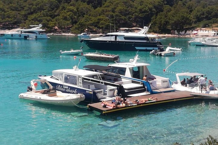 Blue Cave & Hvar: 5-Island Speedboat Tour from Split photo 6