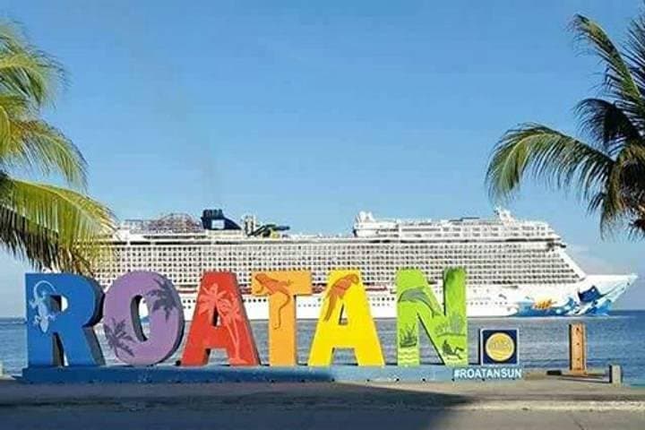 Roatan Island Highlights: Goodman’s Island-Style Sightseeing Tour