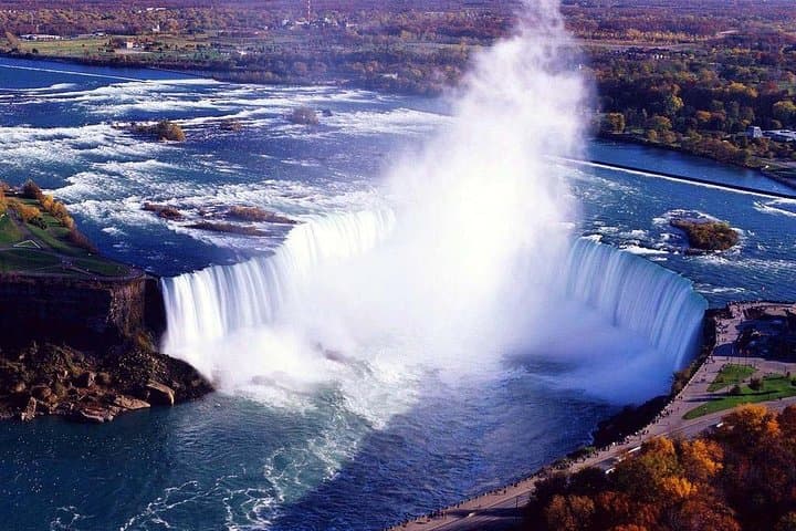 One-Hour Aerial Tour: Toronto Skyline & Niagara Falls from the Air photo 4
