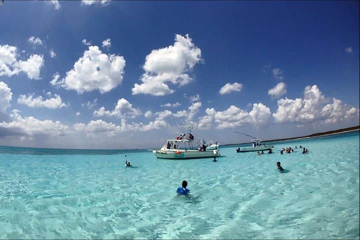 Private "First Lady" Snorkel & El Cielo Sandbar Charter — Cozumel Half-Day photo 2