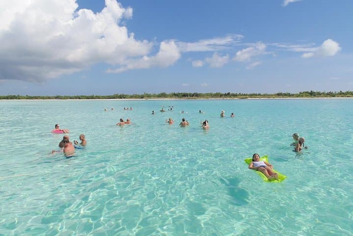 Private "First Lady" Snorkel & El Cielo Sandbar Charter — Cozumel Half-Day photo 5