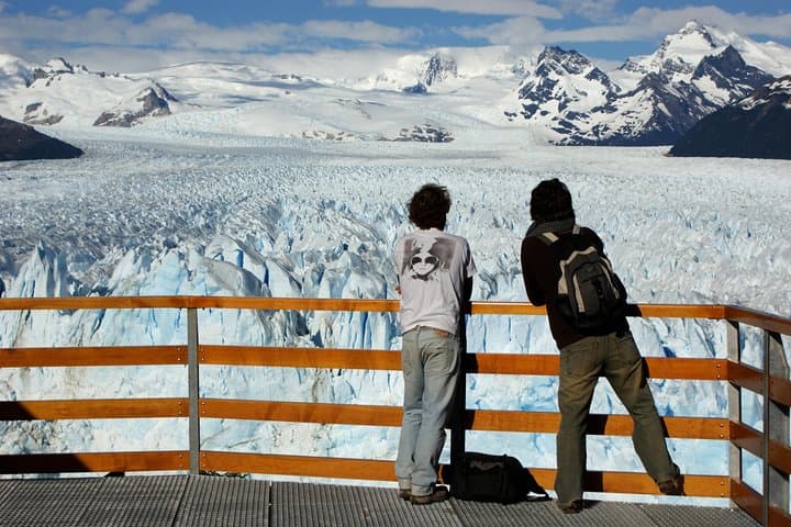 Perito Moreno Glacier Full-Day Tour: Walkways, Boat Safari & Park Tips photo 6
