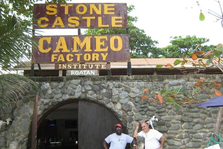 Roatan Island Highlights: Goodman’s Island-Style Sightseeing Tour photo 4
