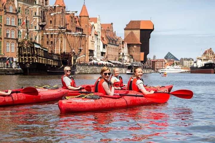 Paddle the Islands of Gdańsk: Private Kayak Tour on the Motława River