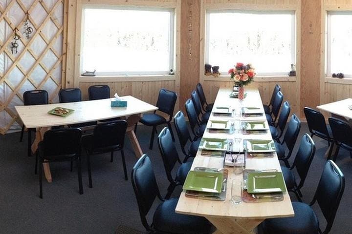 Off-the-Grid Cabin Dinner and Northern Lights Viewing Near Fairbanks photo 2