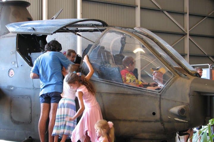 Darwin City Sights and Jumping Crocodile Cruise — Top End Day Tour photo 3