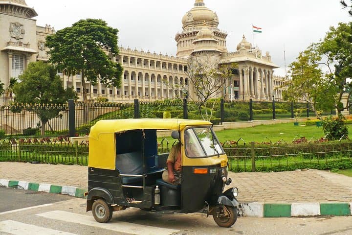 Bengaluru by Tuk Tuk: Market Lanes, Monuments & Local Brunch photo 2