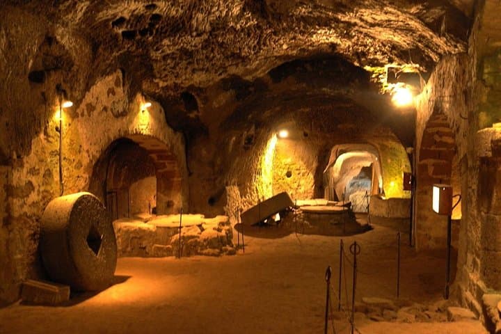 Orvieto and Civita di Bagnoregio Day Trip from Rome: A Full-Day Cultural Walk photo 4