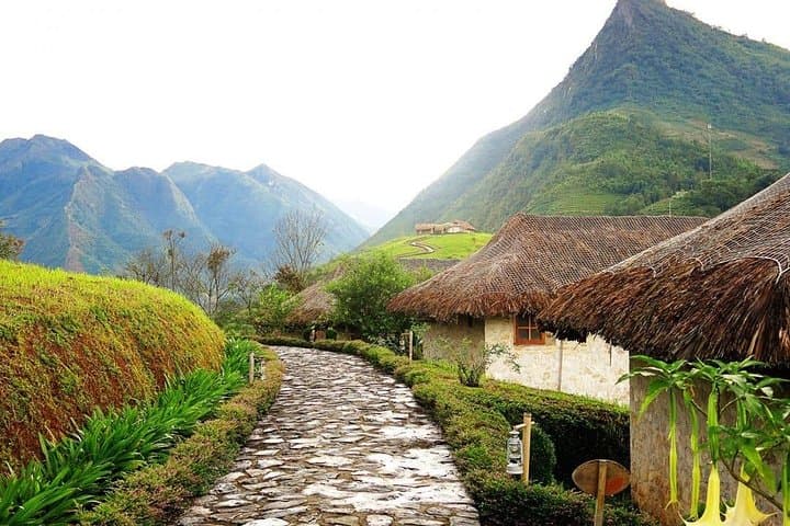 3-Day Sapa Trekking Tour from Hanoi: Rice Terraces, Ethnic Villages & Ham Rong