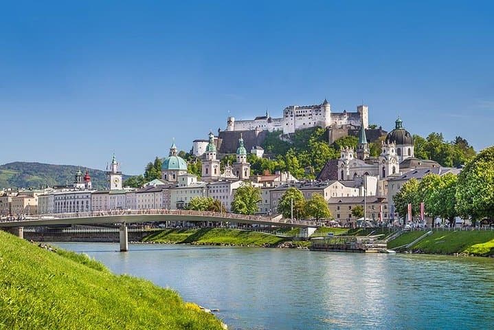 10-Day Private Sightseeing Tour from Budapest to Prague — Vienna, Hallstatt & Český Krumlov photo 5