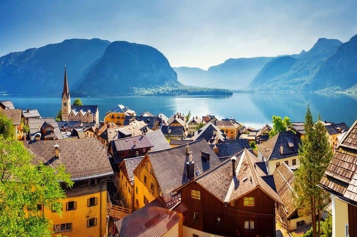 Salzburg and Hallstatt Private Day Trip from Vienna — Full-Day Salzburg & Lake District Tour photo 3