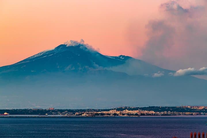 Etna Day Trip from Syracuse: Rifugio Sapienza, Craters & Honey Tasting photo 2