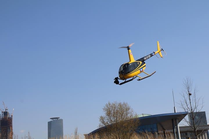 Seoul Helicopter Tour: Sunset Skyline Flight from Seoul Marina photo 2