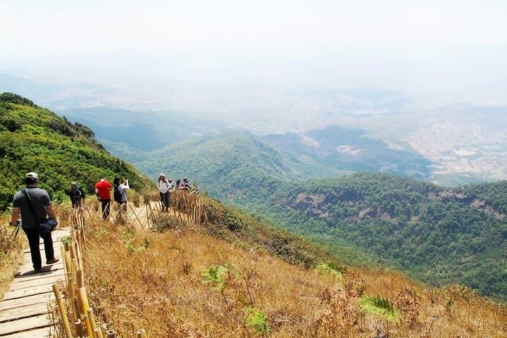 Kew Mae Pan Trail & Doi Inthanon Day Hike: From Chiang Mai to Thailand's Roof