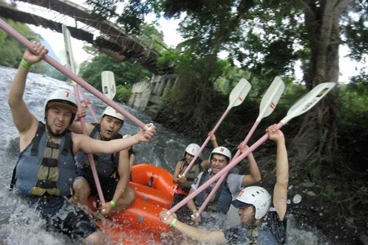 White-Water Rafting from Bogotá: 7 km Class III–IV River Run photo 2