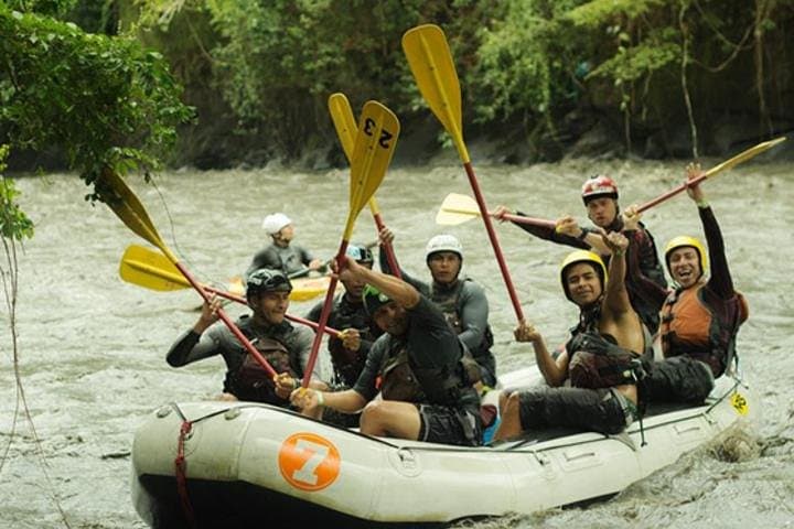 White-Water Rafting from Bogotá: 7 km Class III–IV River Run photo 6