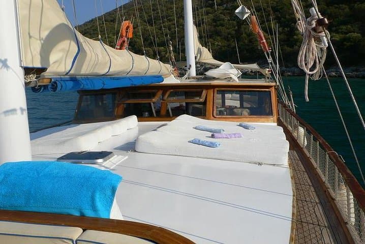 Bodrum Private Gulet Tour with Lunch — Cruise Karaada, Poyraz & Rabbit Bays photo 5