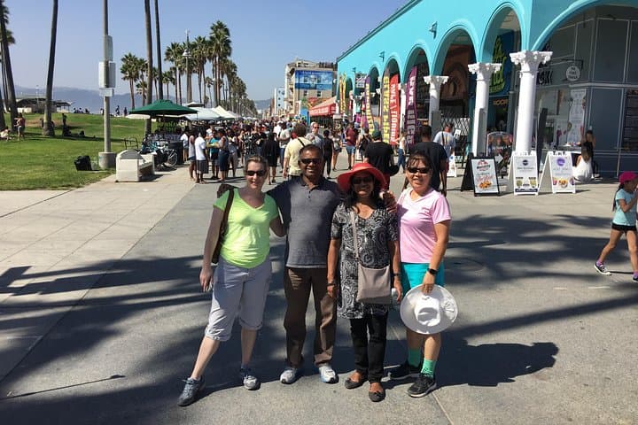 Santa Monica and Venice Beach Tour: Pier, Boardwalk & Muscle Beach Highlights photo 3