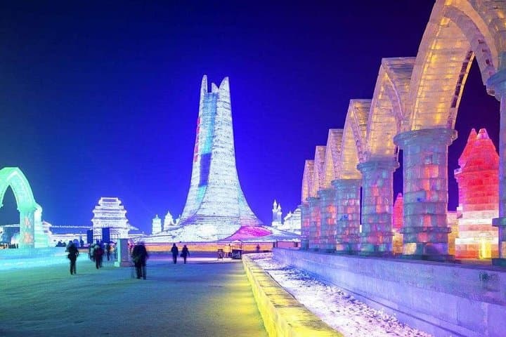 Harbin Ice Festival Night Tour: Private Visit to Harbin Ice and Snow World photo 4