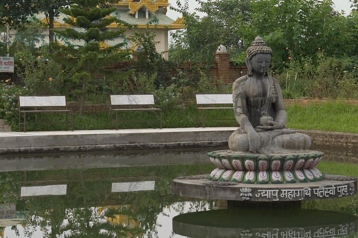 Buddhist Pilgrimage and Jungle Safari: 8-Day Lumbini to Chitwan Tour photo 4