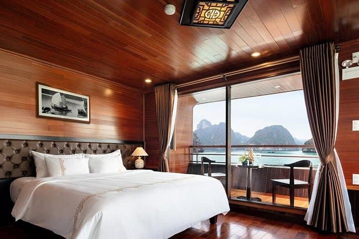 Lan Ha Bay 2-Day Luxury Cruise with Private Balcony Cabin and Kayaking photo 1
