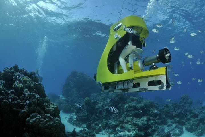 Bora Bora Underwater Scooter Private Tour — Dry-Helmet Lagoon Circuit photo 3