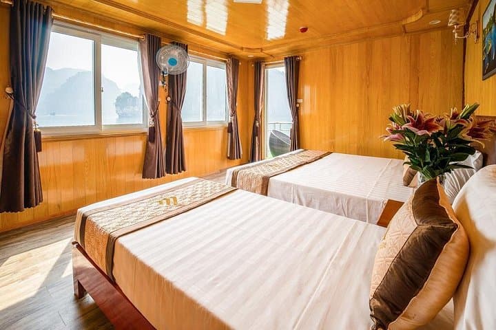 3-Day Ha Long & Lan Ha Bay Cruise: Kayak, Bike Cat Ba & Explore Caves photo 4