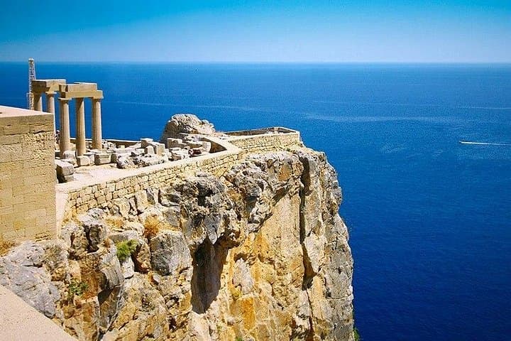 Lindos Private Tour and Rhodian Pottery Demonstration — Acropolis, Alleys & Ceramic Craft photo 3