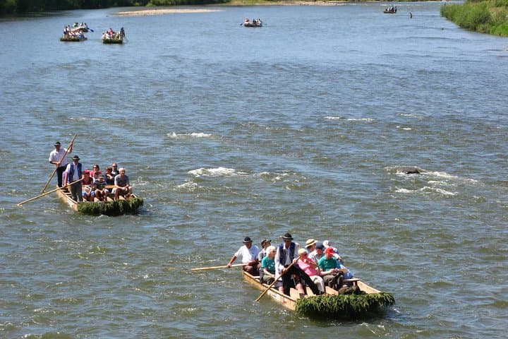 Dunajec River Rafting: Classic Wooden Raft Journey from Krakow to Szczawnica