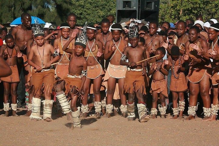 6-Day Nxai Pan Salt Pan Safari & Baobab Cultural Tour photo 4