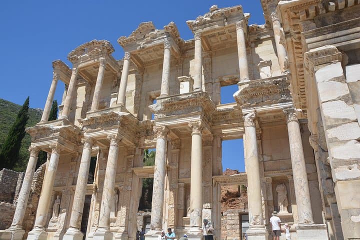 Private 3-Hour Ephesus & Terrace Houses Tour from Kuşadası photo 3