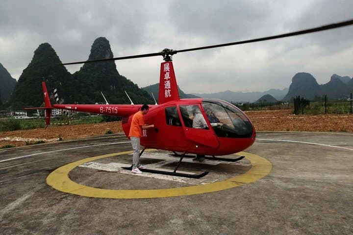 Helicopter Over Guilin & Yangshuo: Li River Karst Aerial Sightseeing photo 4