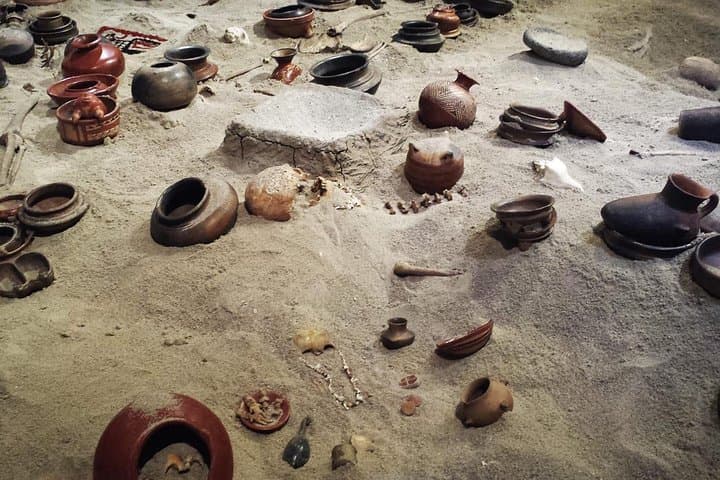 Climb the Cañada de la Virgen Pyramid: Archaeologist-Led Tour from San Miguel de Allende photo 4