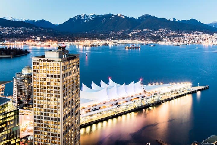 Vancouver to Whistler Day Tour — Sea-to-Sky Highway, Shannon Falls & Peak 2 Peak