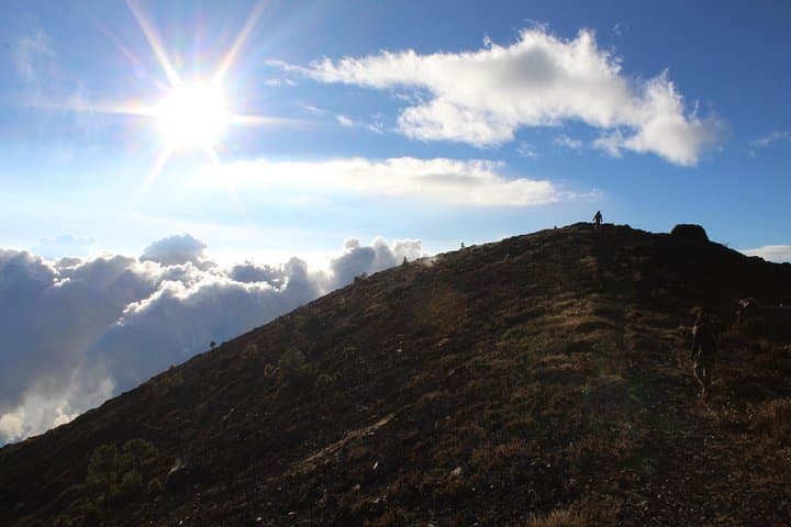 Summit Atitlán Volcano: Full-Day Guided Hike from Santiago Atitlán