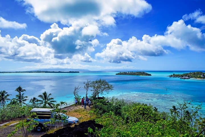 Bora Bora Half-Day 4WD Island Tour — Scenic Lookouts, WWII Relics & Local Culture
