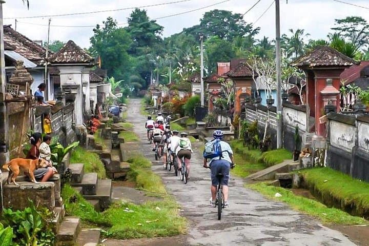 Bali Downhill Cycling and Ayung River Rafting: Kintamani to Ubud Adventure photo 4