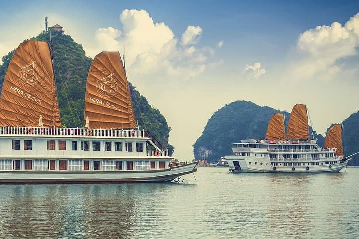 Halong Bay 2-Day Luxury Hera Cruise: 1-Night Itinerary, Caves & Kayaking photo 1