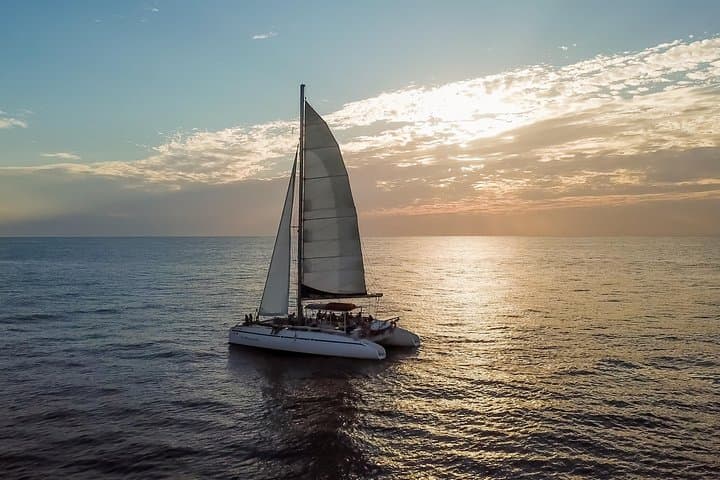 Sunset Catamaran Cruise Tamarindo Bay – Snorkel, Kayaks & Sunset Views photo 5