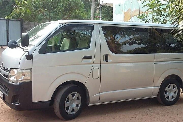 Kalutara to Colombo Airport Transfer — Private 24/7 Taxis & Minibuses photo 1