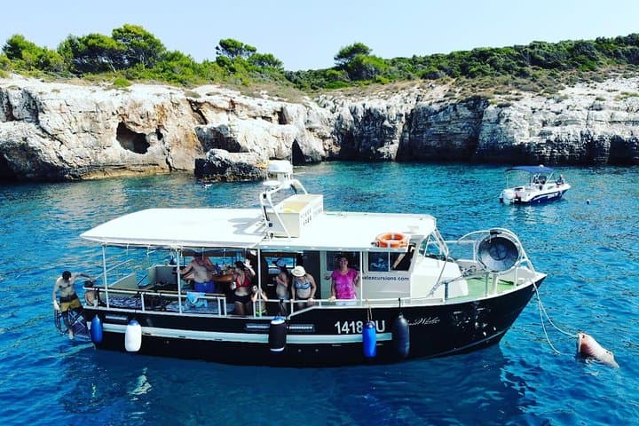 Kamenjak Boat Tour: Snorkel, Swim & Cliff Jumps from Premantura photo 2
