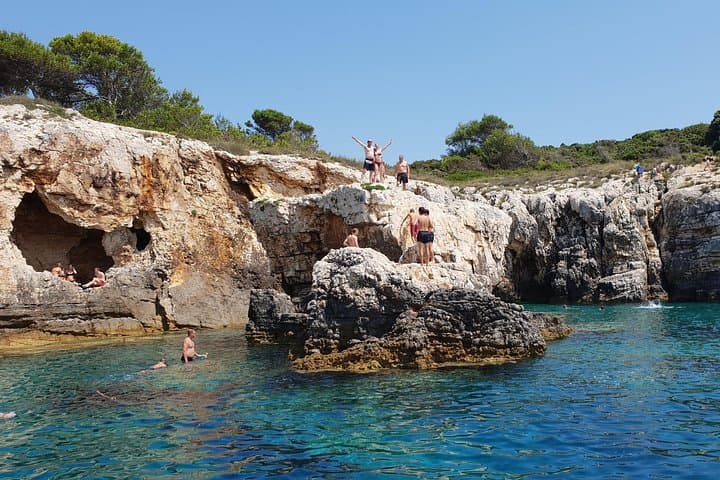 Kamenjak Boat Tour: Snorkel, Swim & Cliff Jumps from Premantura photo 4