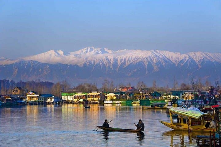 5-Day Paradise Kashmir Tour: Srinagar Houseboat, Pahalgam & Gulmarg Highlights photo 4