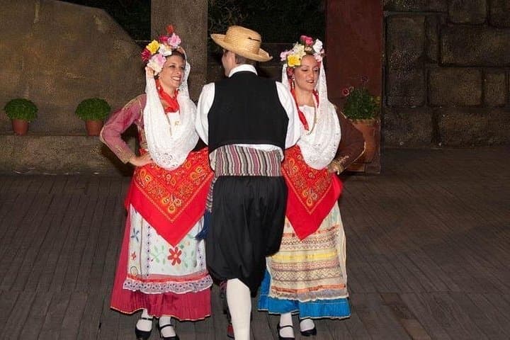 Greek Dance Lesson at Dora Stratou Theatre — Traditional Folk Dance Class in Athens photo 4