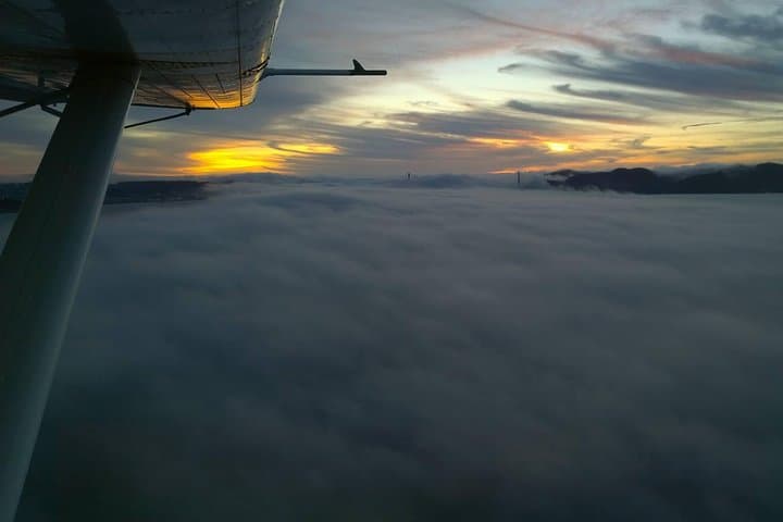 San Francisco Sunset Champagne Seaplane Tour Over the Golden Gate & Alcatraz photo 3