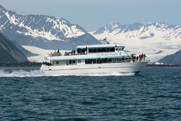 Evening Glacier Dinner Cruise to Aialik or Holgate from Seward photo 2