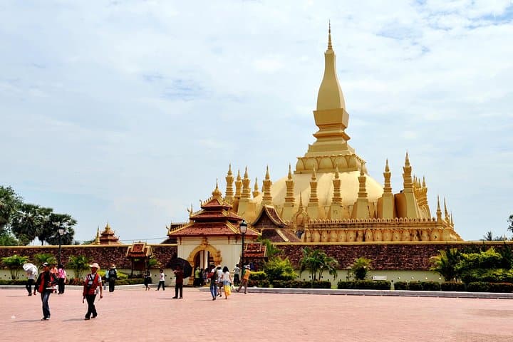 Full-Day Private Cycling Tour in Vientiane to Pha That Luang & Buddha Park photo 6